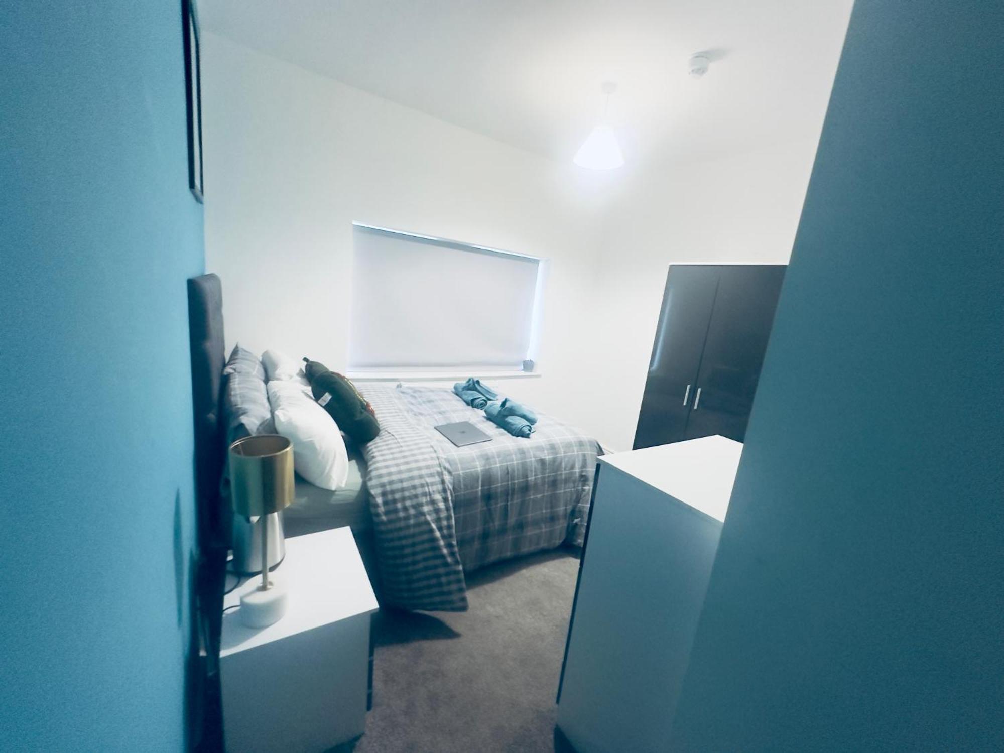 Cozy Spacious Ensuite Bedroom Shevington Exterior photo